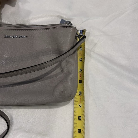 Michael Kors Shoulder Cross Bag Gray ‎ Pebble Leather 32S7SAFC3L Tag Double Zip - Picture 11 of 14